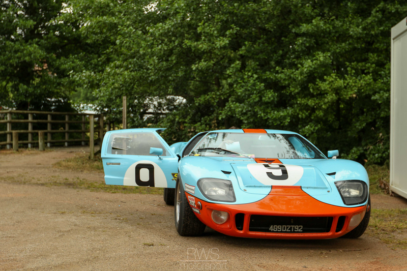 Illustration for article titled Classic British Welcome Photos (Le Mans Carshow)